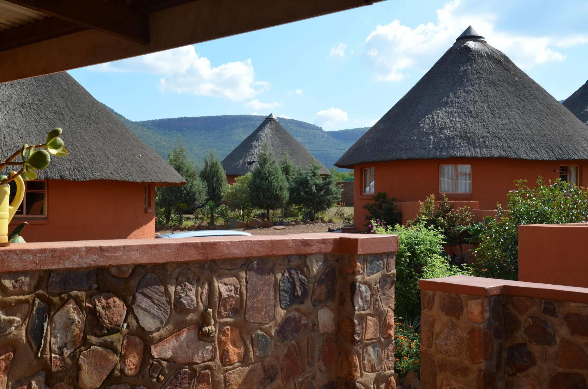 Bama Lodge Rietfontein Buitenkant foto
